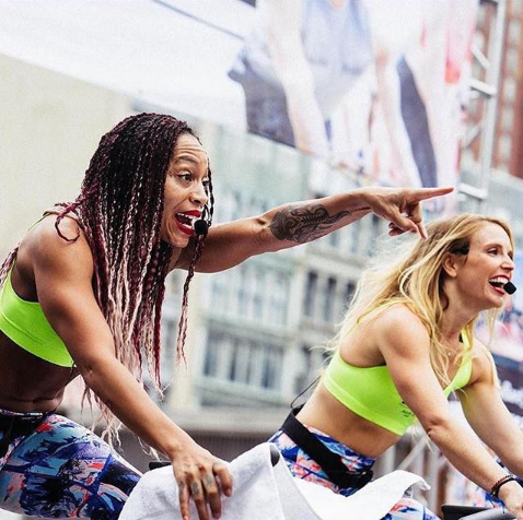 Insure_Fitness's tweet photo. When you see your favorite workout buddy👋🏼

#gymbuddy #workoutbuddy #team #workout #train #exercises #workhard #traininsane #cardio #abs #physique #stronger #work #start #workouttips #time #shape #sweat #cycle #routine #muscles #fitnessinstructor #fitnesspro #fitspo https://t.co/y9bQlPdglh