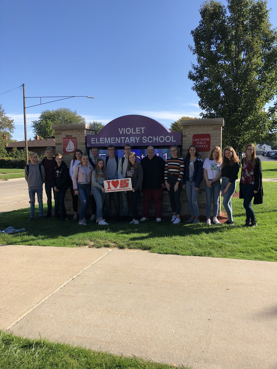 VioletAllStars's tweet image. Thank you to our German exchange students for visiting us and sharing your culture today! #mylsps #internationalexchangeprogram
