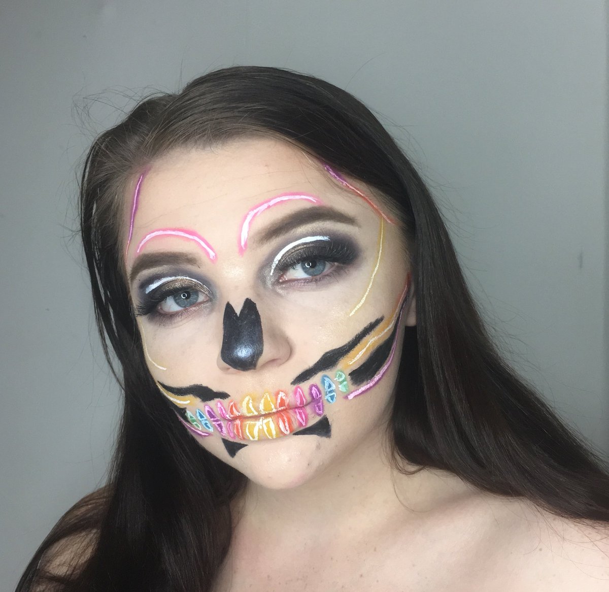 kayleighMU16's tweet image. Neon skull 

Instagram @beautybykayleigha 
Inspired by @rkbmakeup 

#makeup #glasgowmua #plouisebase #abhprlist #benefitbrowbar #benefitclubpink #jeffreestarprsearch #beautybayprsearch #revolutionprlist #ayrshiremua
#halloweenmakeup #halloween #skeletonmakeup