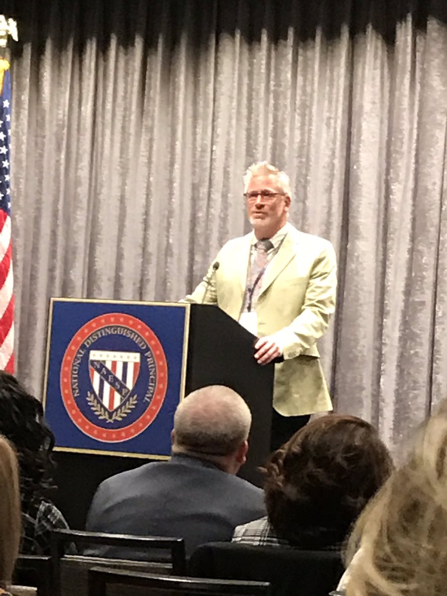 Alaska principal Doug Gray being honored as a National Distinguished Principal in DC! #aaesp #naespndp #acsa