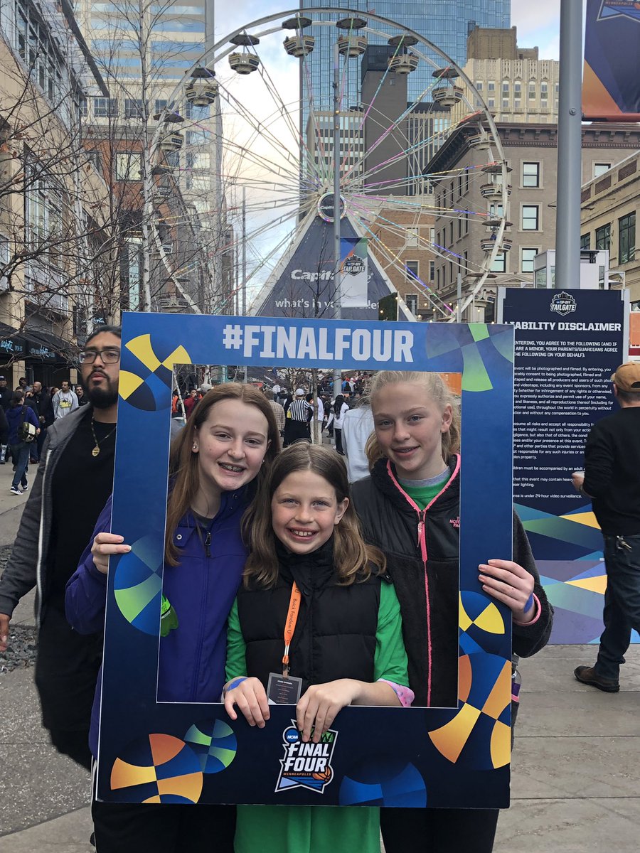 SKOL 😈🏈 #CourtyardSuperBowlContest These three girls and I would love to attend SB LIV!! Skol Vikings and Go Pack Go!