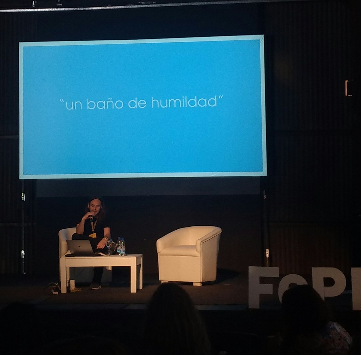 fepiok's tweet photo. Conferencia 5 ➡ "Un baño de humildad" por Joaquín Cubria #FePI2019 https://t.co/S3f2GgEF7H