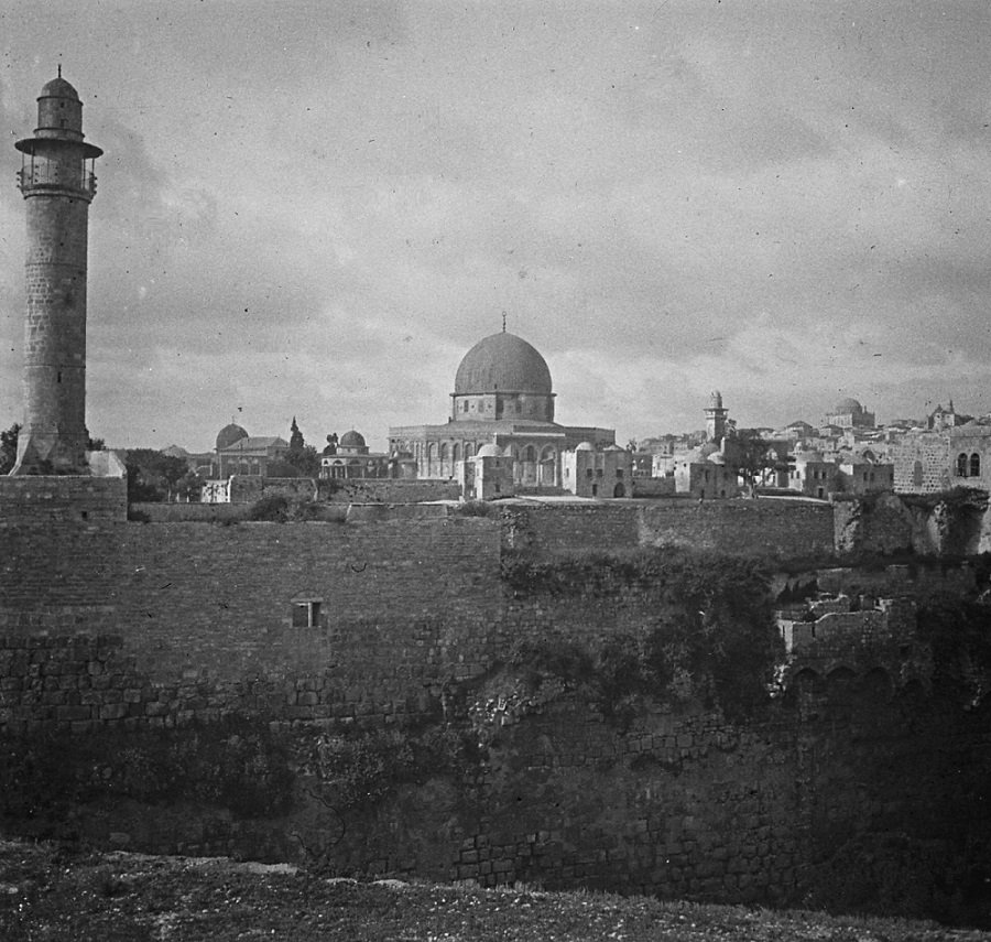 Masjo1975's tweet photo. Jerusalem, Palestine, 1912
Kudüs, Filistin, 1912   Zionis Itu Lemah   .🏳️🏴🏳️. #aJqyJ https://t.co/nob5CymOSH