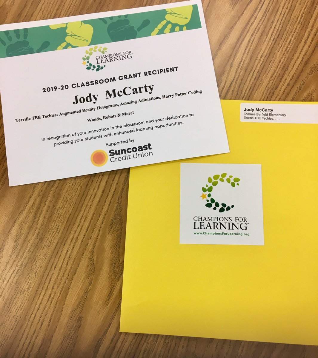TBE_Tech's tweet image. ❤️TY❤️ @Champs4Learning 4 $funding$ my Grant “TBE Terrific Techies”! We R SO excited🚀 2 get a set of iPads 📱dedicated 2 Tech classes 4 R  #ElementaryRobotics, #Coding , #AugmentedReality &amp;amp; more‼️@mergeedu @WonderWorkshop @Ozobot @TeamKano