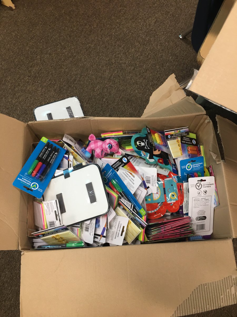 KDewitte71's tweet photo. Presley's Back Pack Program comes through again for our Chatfield students.   #presleysbackpackprogram #supportingstudents . #kidsneedstuff #belleplainepublicschools https://t.co/K0NcF5VOGi