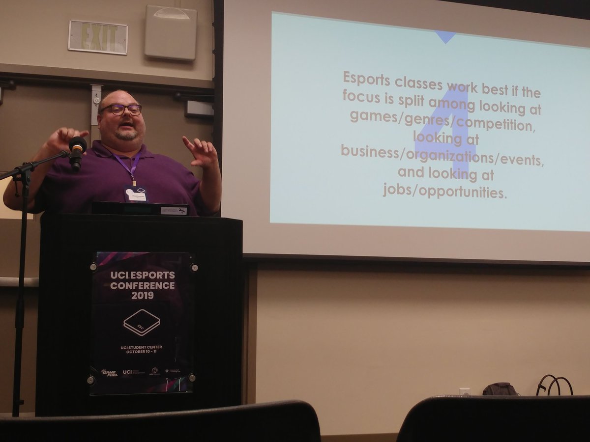 Luisgendary's tweet photo. @philllalexander shares 10 lessons learned when teaching an esports course.
Physics professor: "So are you just teaching them how to play video games?"
Esports professor: "Yeah, in the same way you're just teaching them how to physic"
#UCIESC2019 https://t.co/SjaloW28Ur