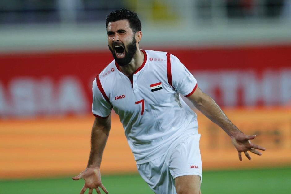 hilalstuff's tweet photo. الكشف المبدئي للاعب عمر خربين التواء في الكاحل وسيجري فحوصات طبية لتحديد مدة العلاج. https://t.co/yrnmVBSZ6P