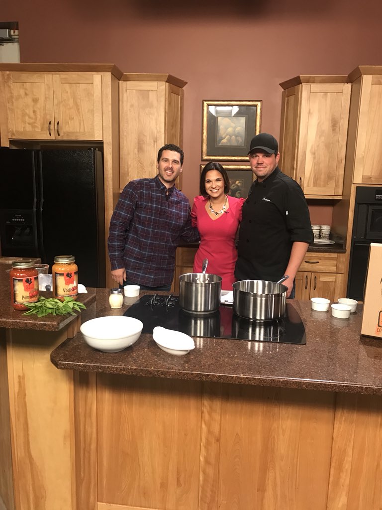 Courtney_CorbTV's tweet image. In the mood for Italian? You don’t have to ask me twice...this 🇮🇹 girl is all pumped for @LocalRestWeek. Gallo Coal Fire Kitchen in the village of #Lewiston is serving up authentic cuisine just like grandma’s recipes. @am_buffalo #PomodoroPlease