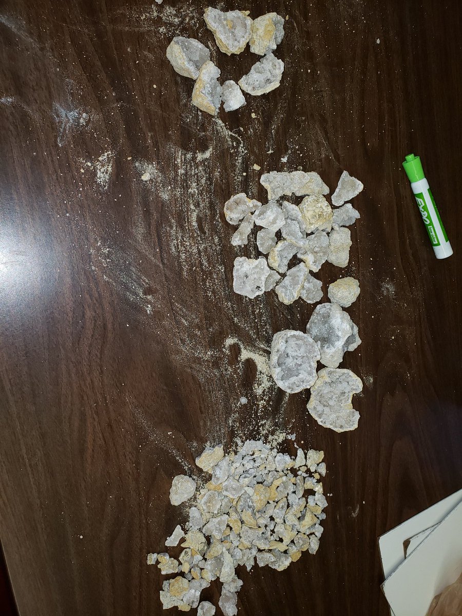 JoelWestheadVCS's tweet image. Discovering mineral structure and how to classify them in class today. The kids even got to take some home as a souvenir. @sugarmillpride #VCSScience