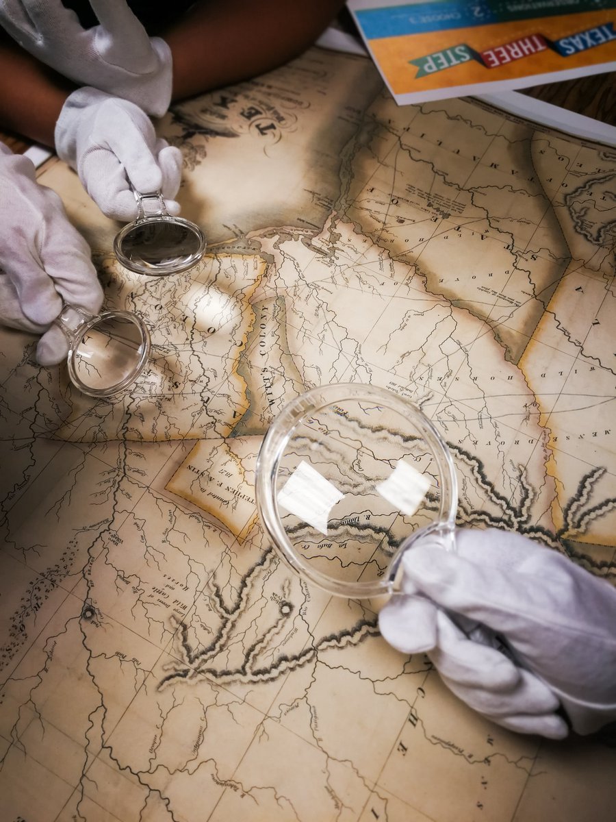 AmarilloISD's tweet photo. White gloves just like those used by archivists in the Texas General Land Office  gave Sanborn students a real feel for history. Texas Land Commissioner @georgepbush stopped by to lead the lesson through early colonization in Texas. https://t.co/b01KcO3NRE