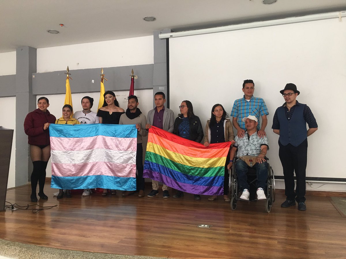 bosacultural's tweet photo. A esta hora @CulturaenBta acompaña instalación del segundo Consejo Local LGBTI en la Casa de la Participación, 
un espacio de participación que trabajará por garantizar los derechos de la población LGBTI que habita la localidad. 
#Culturaparalaciudad #Ciudadparalacultura https://t.co/7uPnTNH1IW