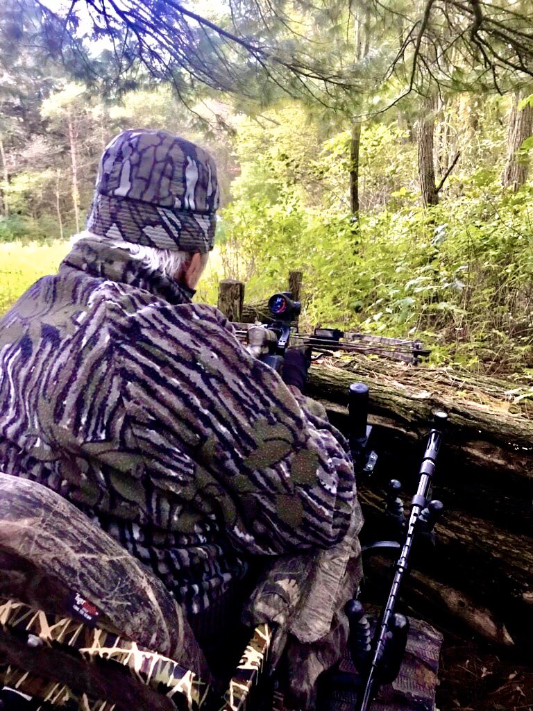 We had the honor to take this gentleman out the other day. Cancer and Parkinson's didn't hold him back. 
To sit, and go back and forth with this man was incredible! 
#MiOFO