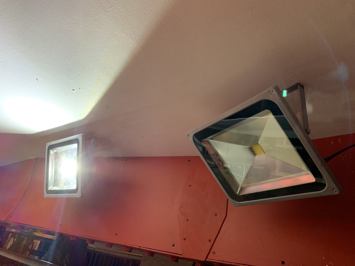 Things are going well. 3 weeks to go and 50% of the lights are actually working. Always improving... #WinginIt #TopBodging #FunWithFlags