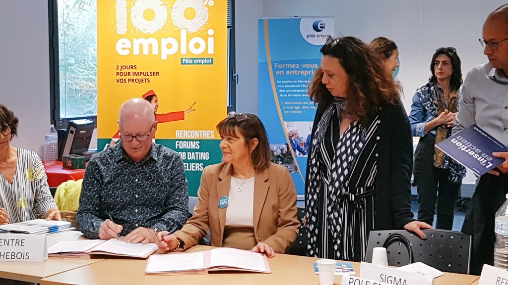 Signature d'une convention de partenariat avec le CRP RICHEBOIS👏👏#100%emploi