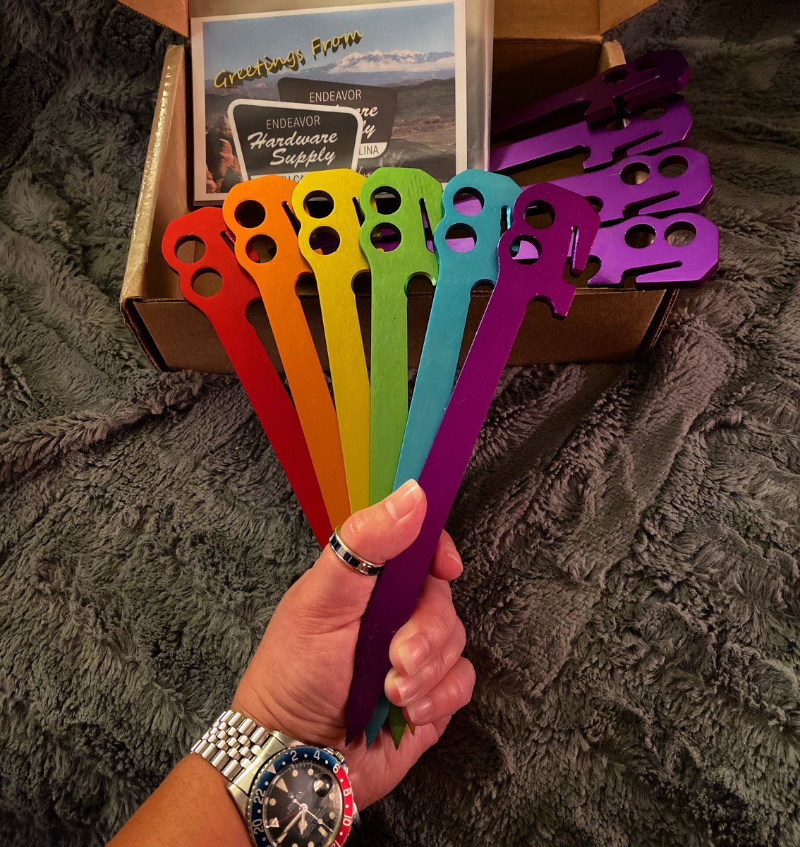 iwata77's tweet photo. Can’t wait to test these @EndeavorHard #tentstakes out!!
🌈
#endeavorhardwaresupply #letsgocamping #tentcamping #homeiswhereyoustakeit #rolex #thosedamniwatakids #OB1977 #overlandbound #camping #overland #overlanding https://t.co/YFsvH4i36A