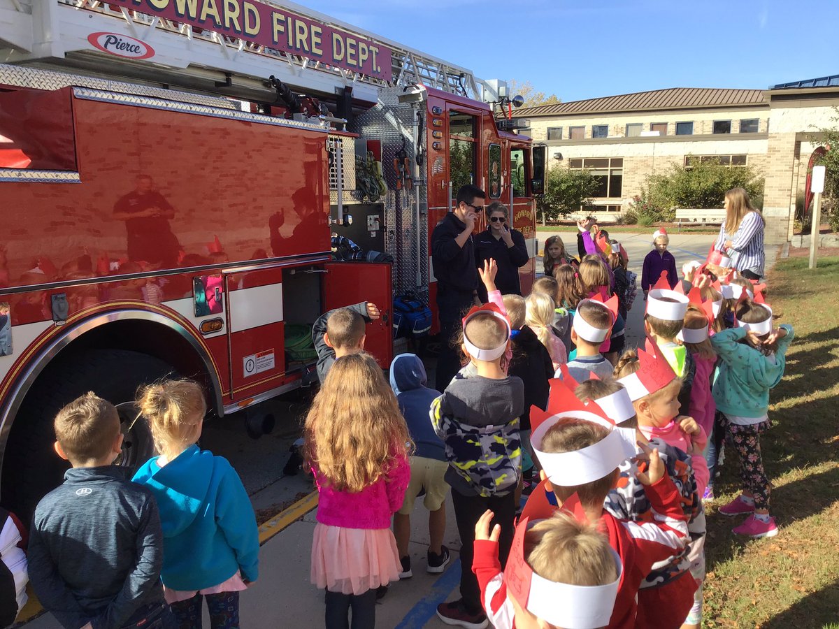 AprilsKinders's tweet photo. Thank You to the firefighters from the Howard Fire Department for coming to talk with us about fire safety and letting us sit in the fire truck! @ForestGlenElem #FireSafety 🚒 https://t.co/UOwZbS7bJD