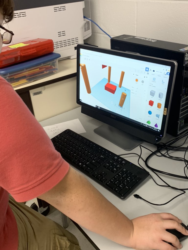 Our ACE tech/coding club getting ready to print their images on a 3D printer 🤩 thank you Ms. Villarreal &amp; Mr. Flores for teaching this class and introducing our kiddos to this kind of technology! #STEMDrivenActivities