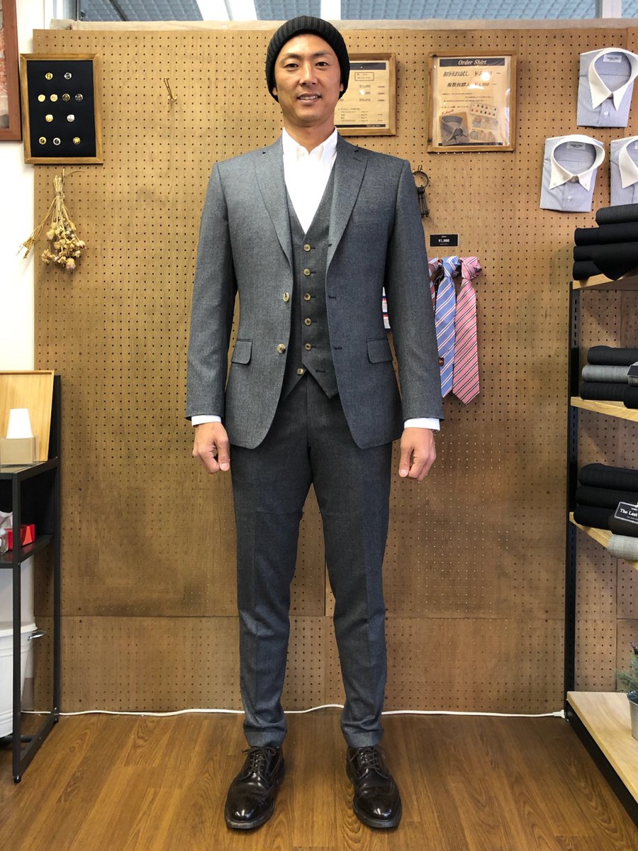 公式 オーダースーツsada 元プロ野球選手の斉藤 和巳 様が Sadaでお仕立てさせて頂いたオーダースーツ姿のお写真を下さいました T Co Wnhi5wdlzs オーダースーツ オーダースーツsada 野球 斉藤和巳