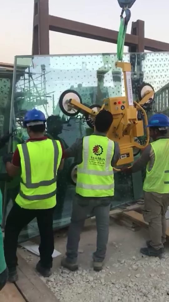 AndyManGroup's tweet photo. ANDYMAN EQUIPMENT &amp; SERVICES 
اندي مان للمعدات والخدمات 
 GLASS VACUUM LIFTER
📱 (+974) 33116132 / 50701020
📮  23447, Doha - Qatar
info@andymangroup.com
https://t.co/RqPq4XjD9S https://t.co/5ZU5IBqR1x