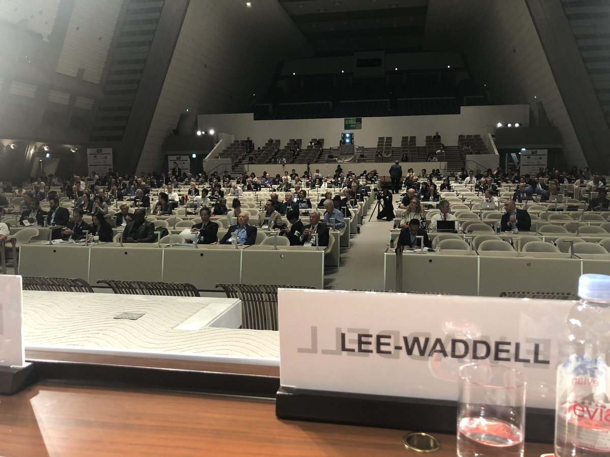 KarenLeeWaddell's tweet photo. This week, I not only had the privilege to attend the STS Forum, but I was also chosen, out of the 135 "young leaders", to give a short talk about my experience to Nobel Laureates, policymakers, and all other attendees! #science #technology #future #leadership #ViewFromTheFront https://t.co/RCOfDHzh3m