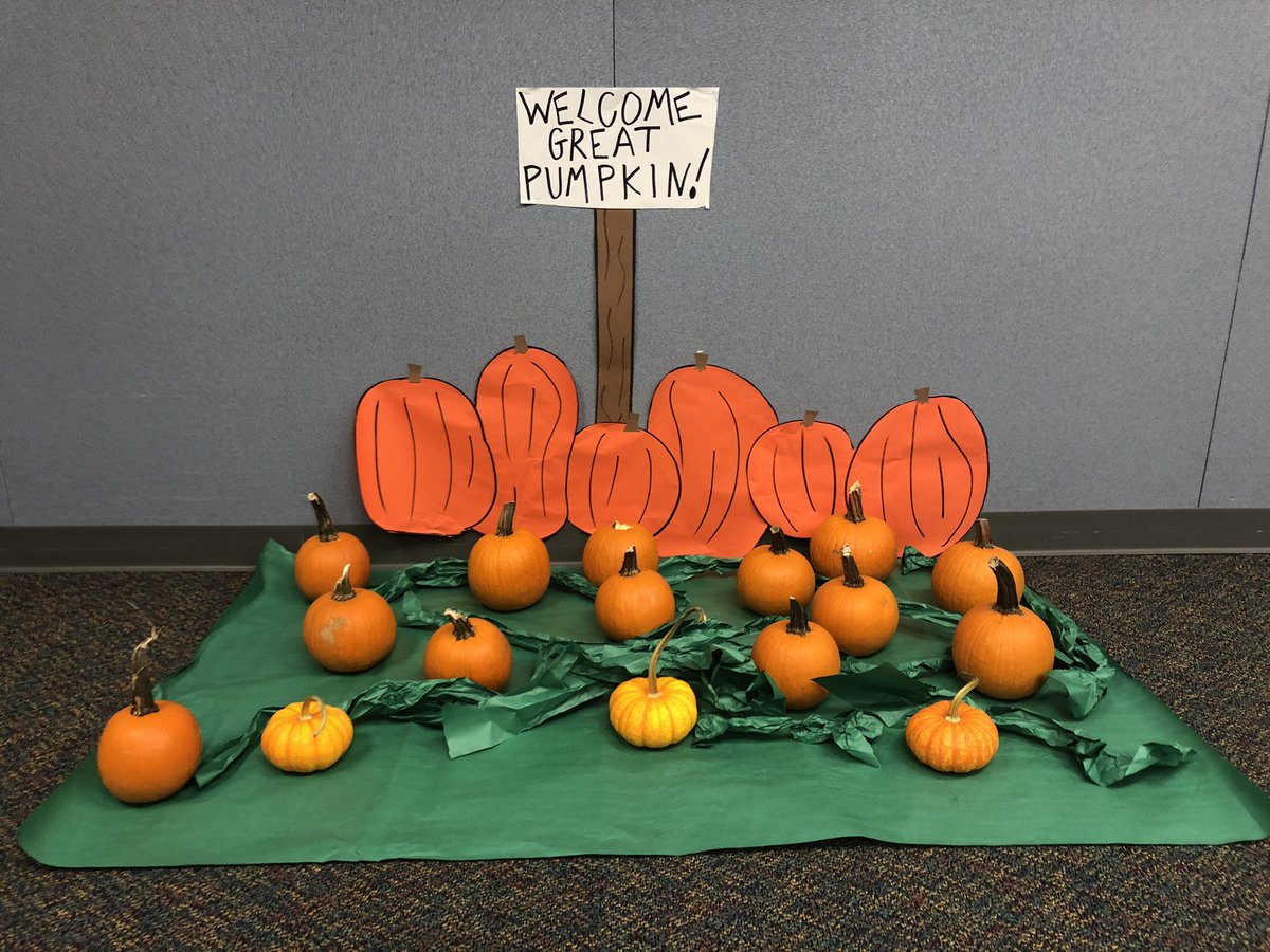 MsShannonKoonce's tweet photo. After reading this weeks @n2yinc article about Fall Festivals— EC and Dev decided to make their very own pumpkin patch. We picked out pumpkins and decorated them! So much fun! 🎃@AMueller311 @CMilkie @MetzlerKISD #kleinisd #kleinSPED #kleinfamily https://t.co/9QerLHdRbA