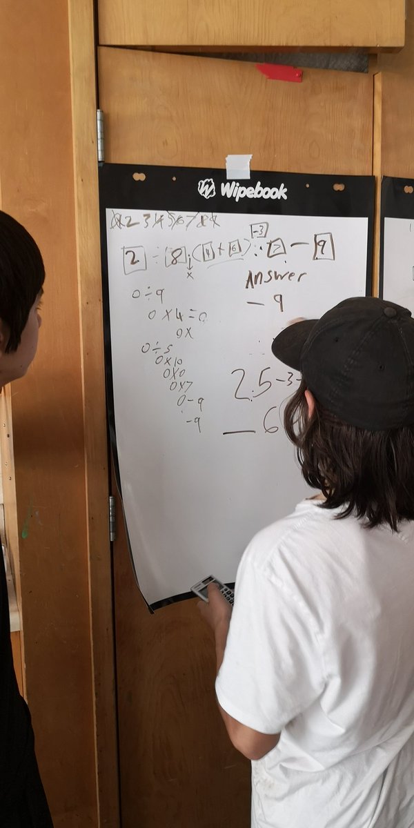 RebeccaLiscum's tweet photo. The amazing conversations that were had during a gallery walk to explore all the different ways of thinking. I heard "we muddled with numbers"...."yes but I estimated".... "I knew that anything times 0 is 0 so I started there". AMAZING! @CalCentralPS @PeelSchools #openendedmath https://t.co/YnDZSwckw8
