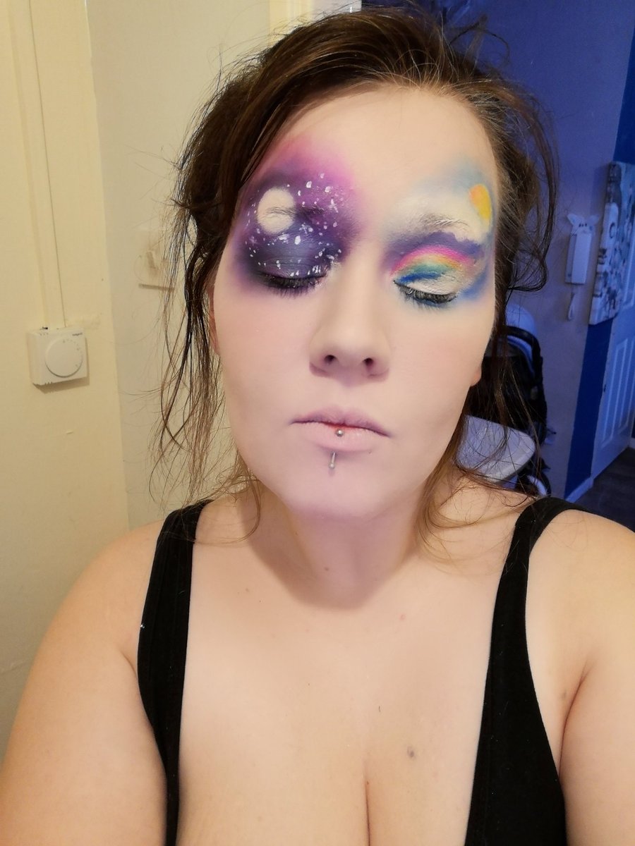 Please #RetweeetPlease #RETWEEET first ever time doing something like this EVER!! Please #follow I'll always #followback #Like #like4like #Comment #beautycommunity