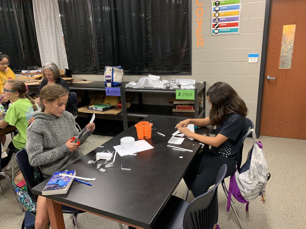 PI_STEM_LEAP_5's tweet photo. 5th Grade STEM Ss working hard on their windcars.  @PI_Wildcats https://t.co/q5C3aRpORQ