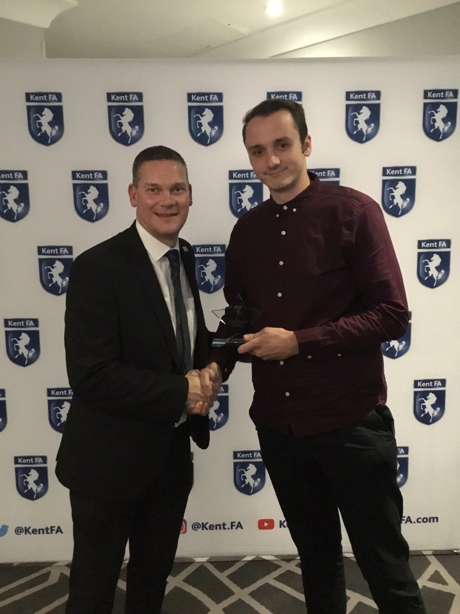 RobertB3107's tweet photo. Honoured to have received my award from @KentFA for “Grassroots Coach of the Year” tonight; thank you for the award! Such a great evening and met some amazing people too. Congratulations to all the other winners 👏🏽👏🏽👏🏽 #celebratethegreat #grassrootsfootball #grassrootsheroes https://t.co/pJvsc31CYI