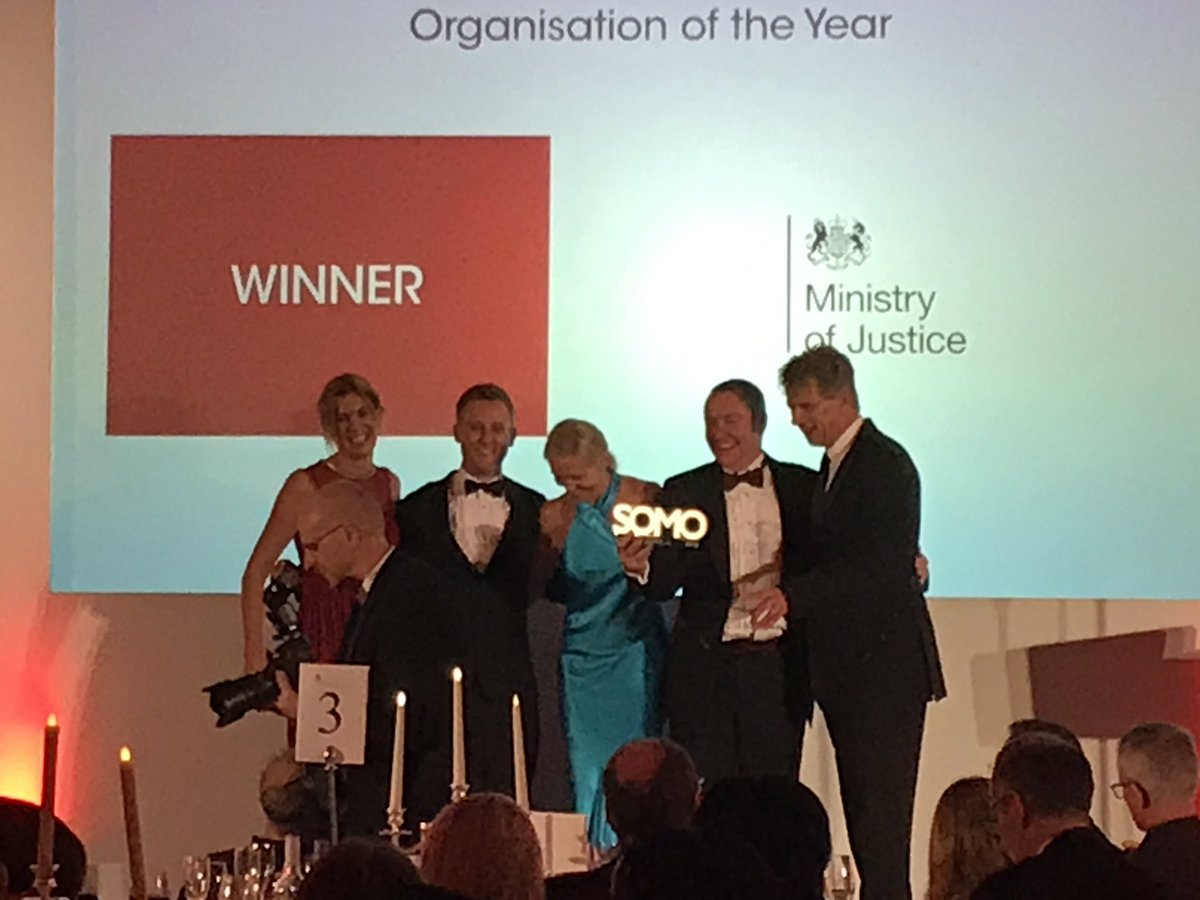 LayneyDo's tweet image. Fantastic to see @MoJGovUK win Org of the Year at the Social Mobility Awards #SoMos19 Well deserved
