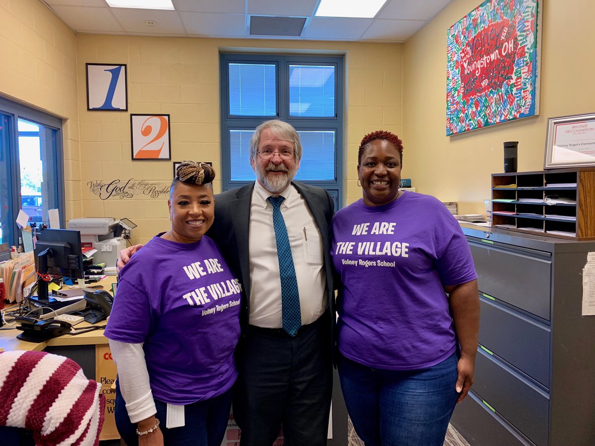 SBOEOhio's tweet image. We made a final visit at @YtownSchools’ Volney Rogers Elementary, where signature strengths are celebrated throughout the school. Every adult I met in this building was bursting with joy and was so proud of the students! Clearly an amazing place to learn. Thanks, #YCSD! #OhioEd