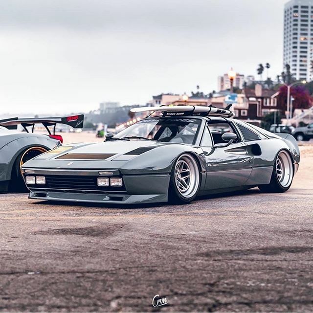 Megamodified's tweet photo. This is awesome!
Go over to @button_built for more!
#surfing #exoticcars #slammed #beach #custom #ferrari #america #classiccars https://t.co/RLScJ3JgWr https://t.co/RjOQDnY8TR