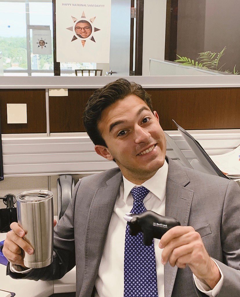 SigEpIndiana's tweet photo. Senior Highlight: Samuel Riber
Riber is from Cincinnati, Ohio studying finance here at Kelley. Upon graduation, Sam will start his career working for Merrill Lynch. Some of Sam’s hobbies include playing tennis, watching hockey, and spending time with family. https://t.co/TmdWjzJHZe