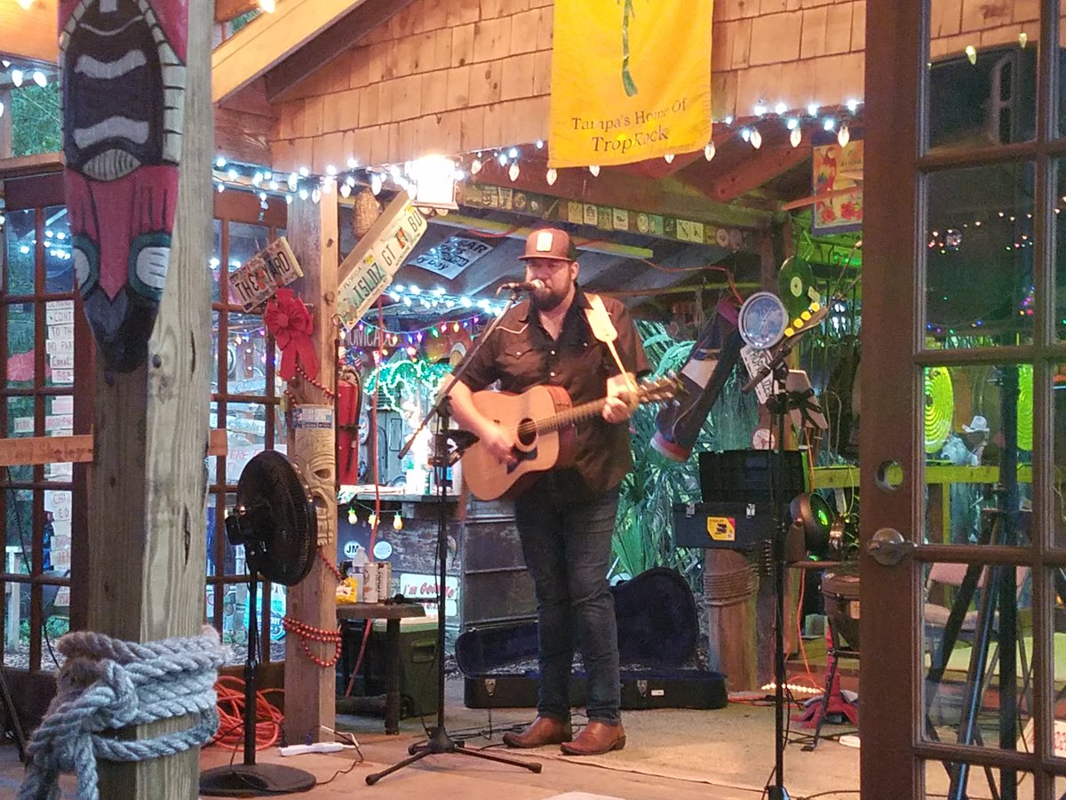 BoneIslandRadio's tweet photo. Magical night last Saturday at The Yard in Tampa. A reunion of 3 members of @HomemadeWineTN. @RyanSheley, @TodDavidSheley and @tommiejohnmusic sounded awesome!! I would love to see this happen again!! #parrothead #troprockmusic #troprock #BoneIslandRadio https://t.co/XcTsZoNHWX