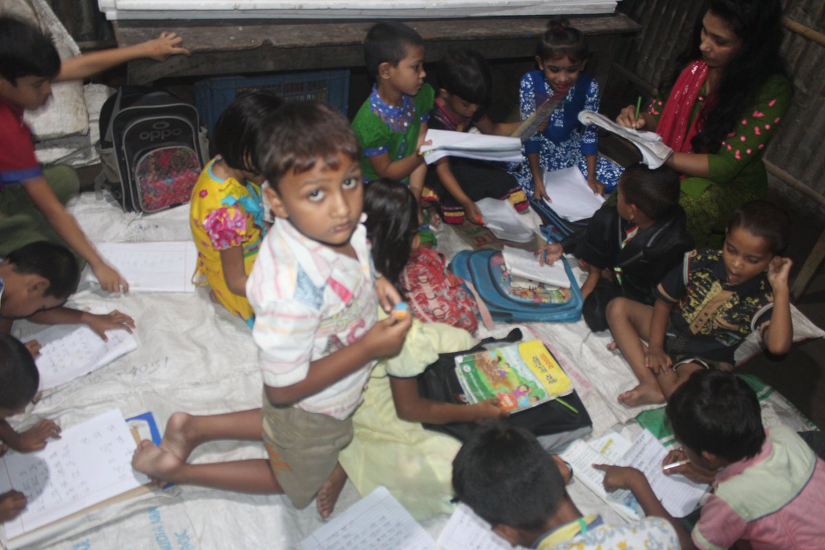 PathikrtO's tweet photo. Let's start fresh!
Free education and food for street children in Bangladesh. https://t.co/2s2pIIEUdJ