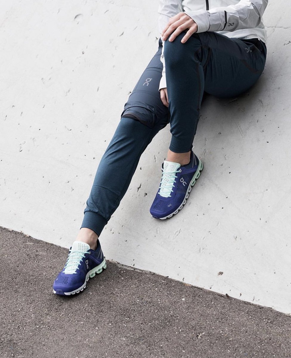 citysports's tweet photo. #running #on #clouds #onrunning https://t.co/qYAq6nAr5L