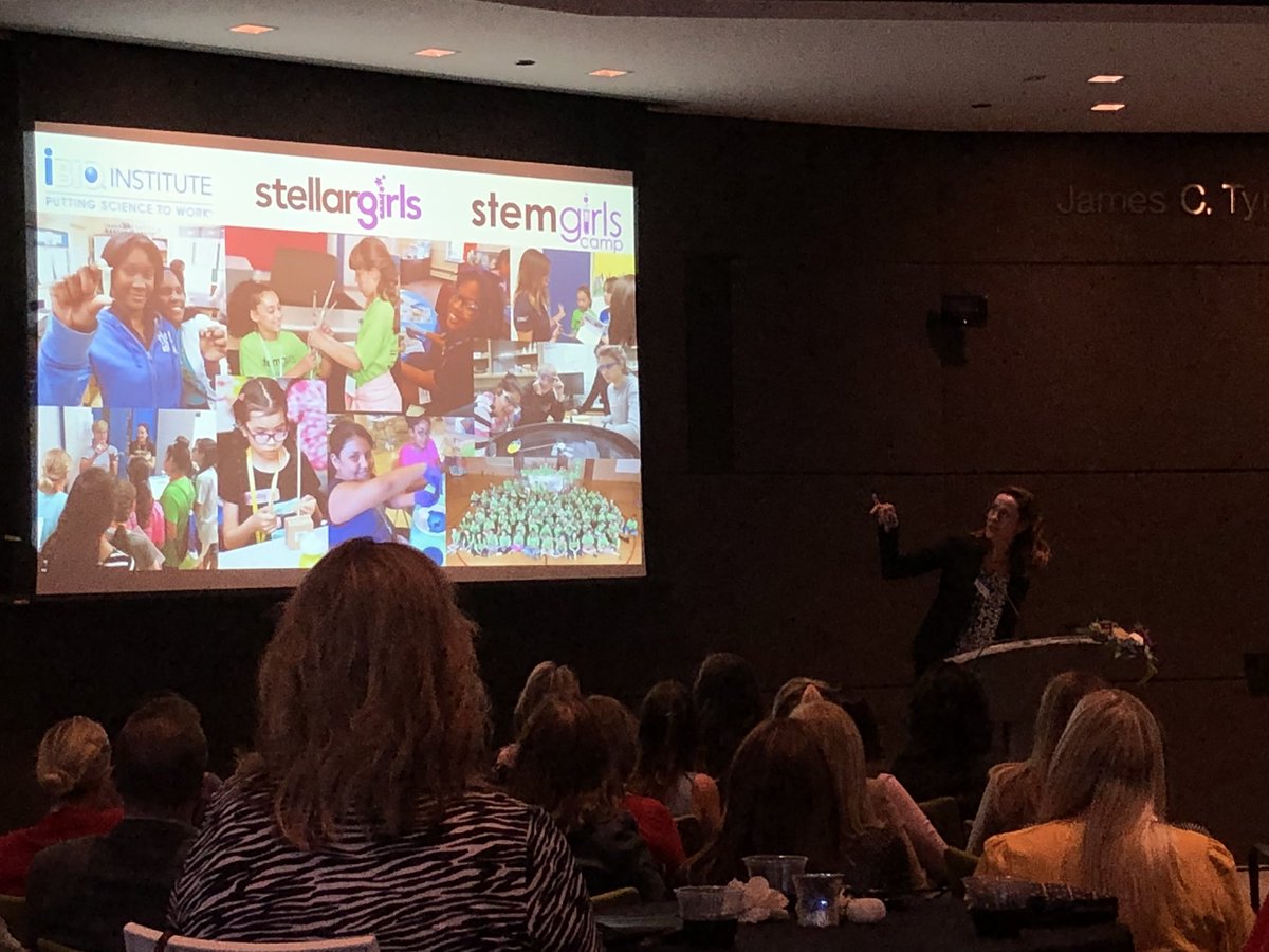 gregorykus's tweet photo. @DellTech Women in Action #STEM #Chicago great turn out today to help drive diversity in IT and raise funds for #StellarGirls https://t.co/w0kquQMWj9