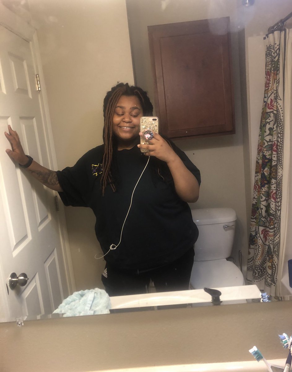 la_sydd's tweet image. 90 pounds gone 🤟🏾🖤