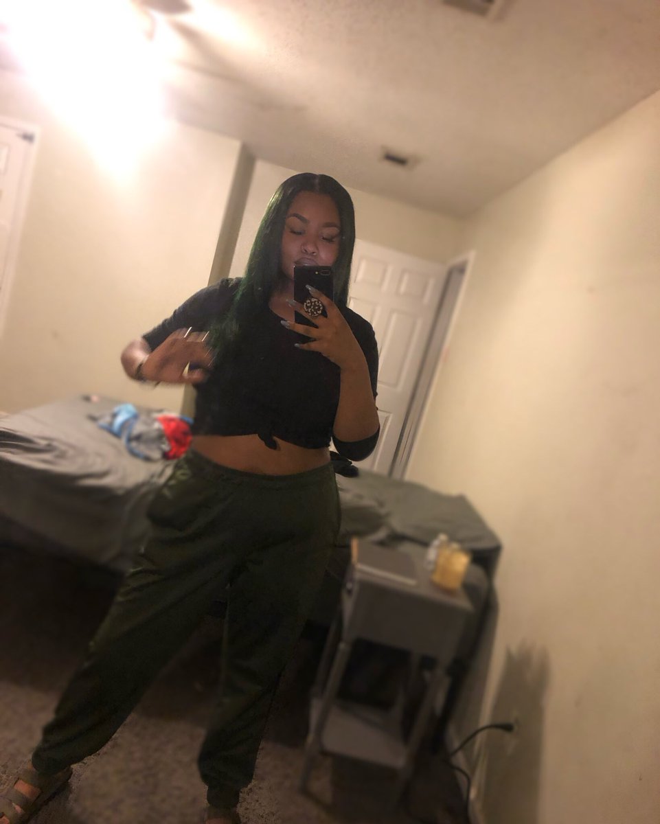 la_sydd's tweet image. 90 pounds gone 🤟🏾🖤