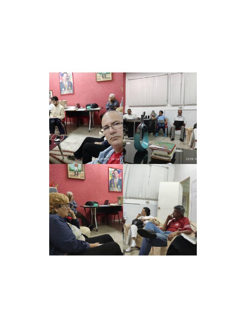 GuaricoFrebin's tweet photo. hoy 10/10/19  en la casona UNERG se dió 1ra. discusión del documento Explotación y Crisis de Giulio Palermo. Donde se acordo: 1. Seguir con las discusiones 2. los jueves en las tardes asignados para discusiones permanentes 3. Profundizar en el materialismo dialéctico e histórico. https://t.co/SKPu7OGlzl