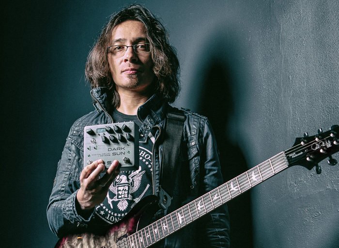 "Having a tool to assist in the songwriting process is invaluable. Some of my favorite ideas I've ever written started with a tone on a pedal. I hope other guitar players find that in the Dark Sun." -- <a href="/MarkPeriphery/">Mark Holcomb</a> 

#markholcomb #periphery #hailstan #darksun #seymourduncan