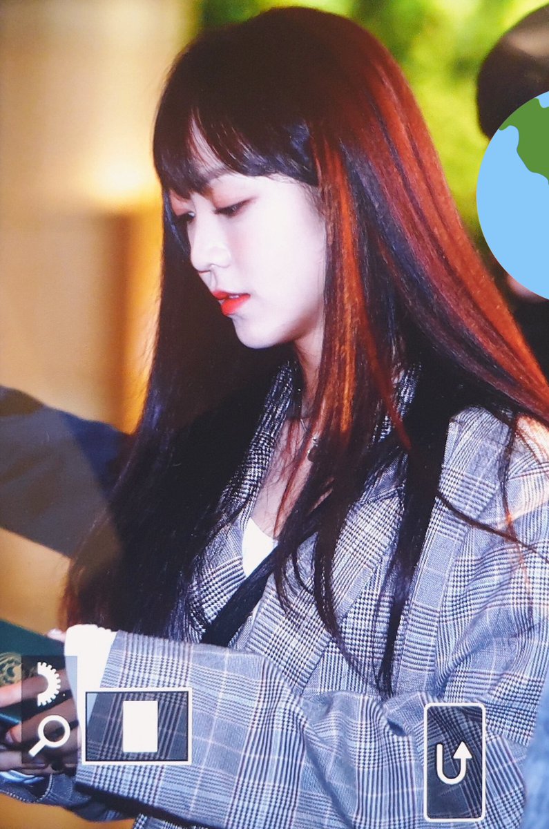 MakeitYOU__'s tweet photo. 191011 프리뷰
네이처 첫활동 😄
#네이처 #김소희 #소희 https://t.co/RLZqX2mDsM