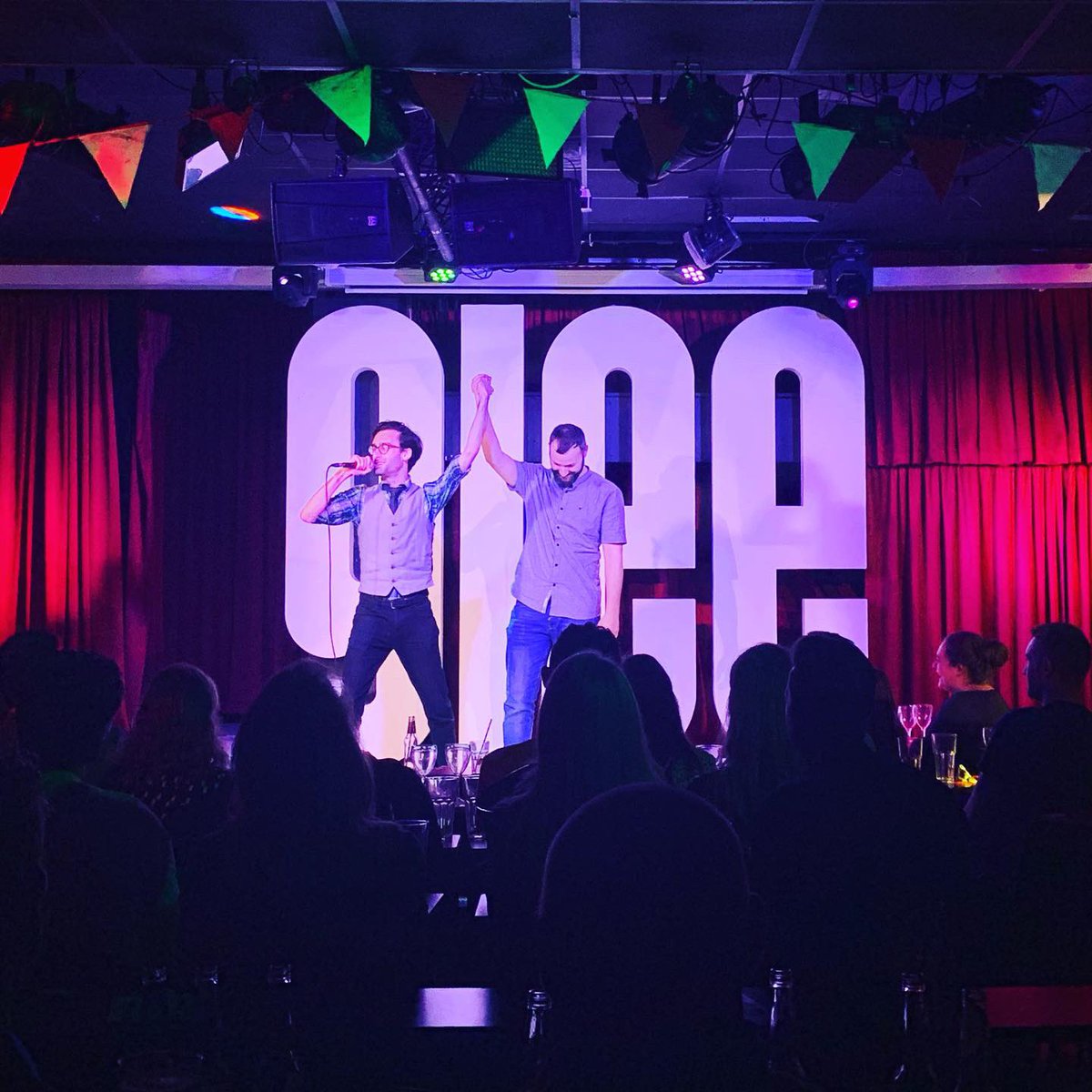 GleeClubBham's tweet photo. Great #ComedyCarousel special for @BhamComFest tonight, feat. @StandUpAndrew @c_hopkinson  @FiorunFiorun @KathMathComedy #UsamaKhan @mc_hammersmith &amp; of course #AndyRobinson! Extra thanks to reluctant Jamie the joiner for being such a good sport 😉 https://t.co/omq1O3V8FU
