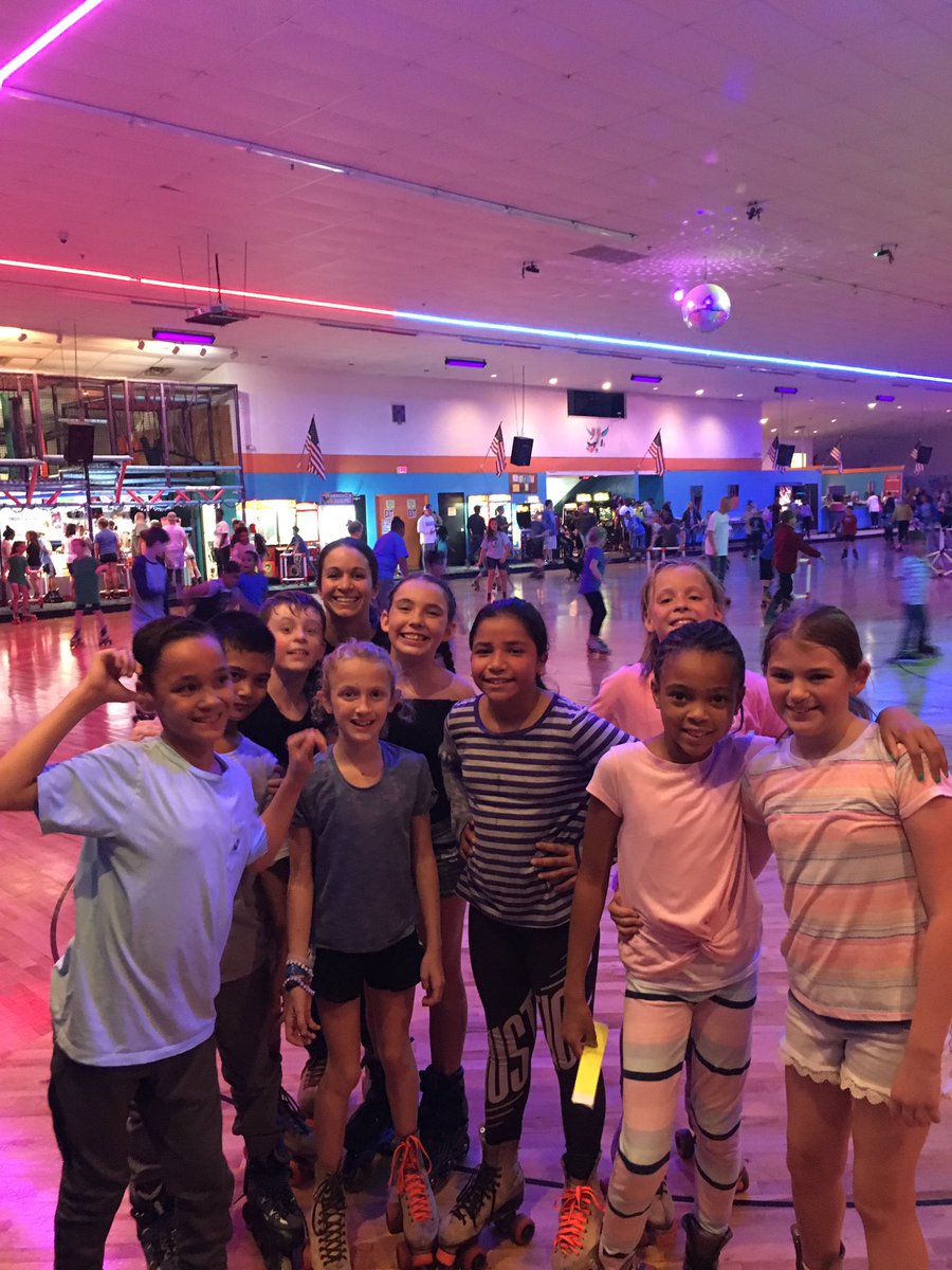 Dare skate night! Had a great time skating with this crew #gesgator