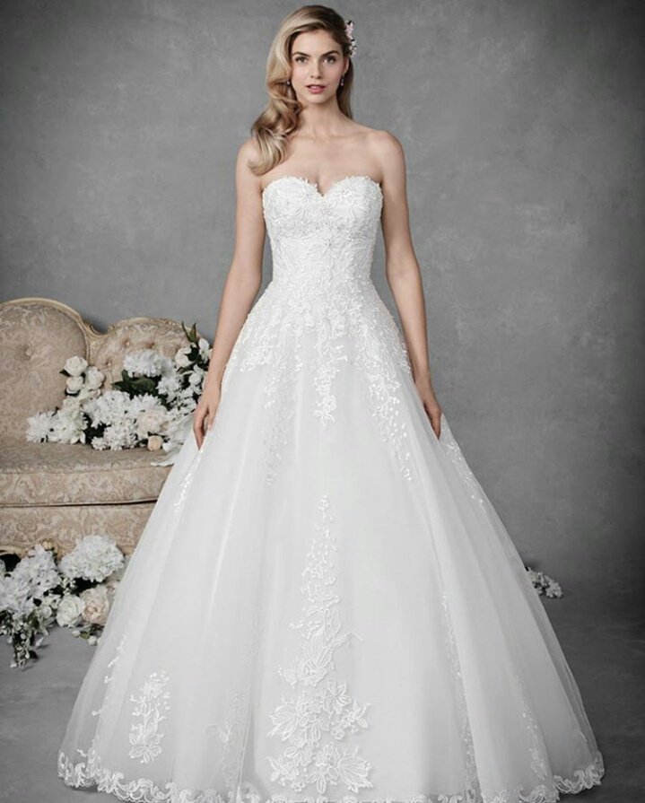 New 📸 for #kennethwinston. 👰📸 #newyork #bridal #bridalfashion #photooftheday #newwork