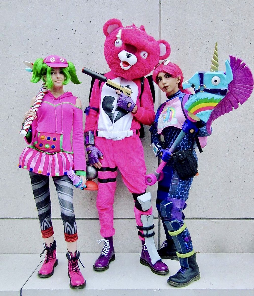 GaugePrower's tweet photo. Some #Fortnite for #NYCC2019 Sunday 💎 (Photo Credit: abdfactoryphotos) 
 
-Cuddle Team Leader 
-Brite Bomber 
-Zoey 
 
#CuddleJr #NYCC https://t.co/8OHJT9Sx9G