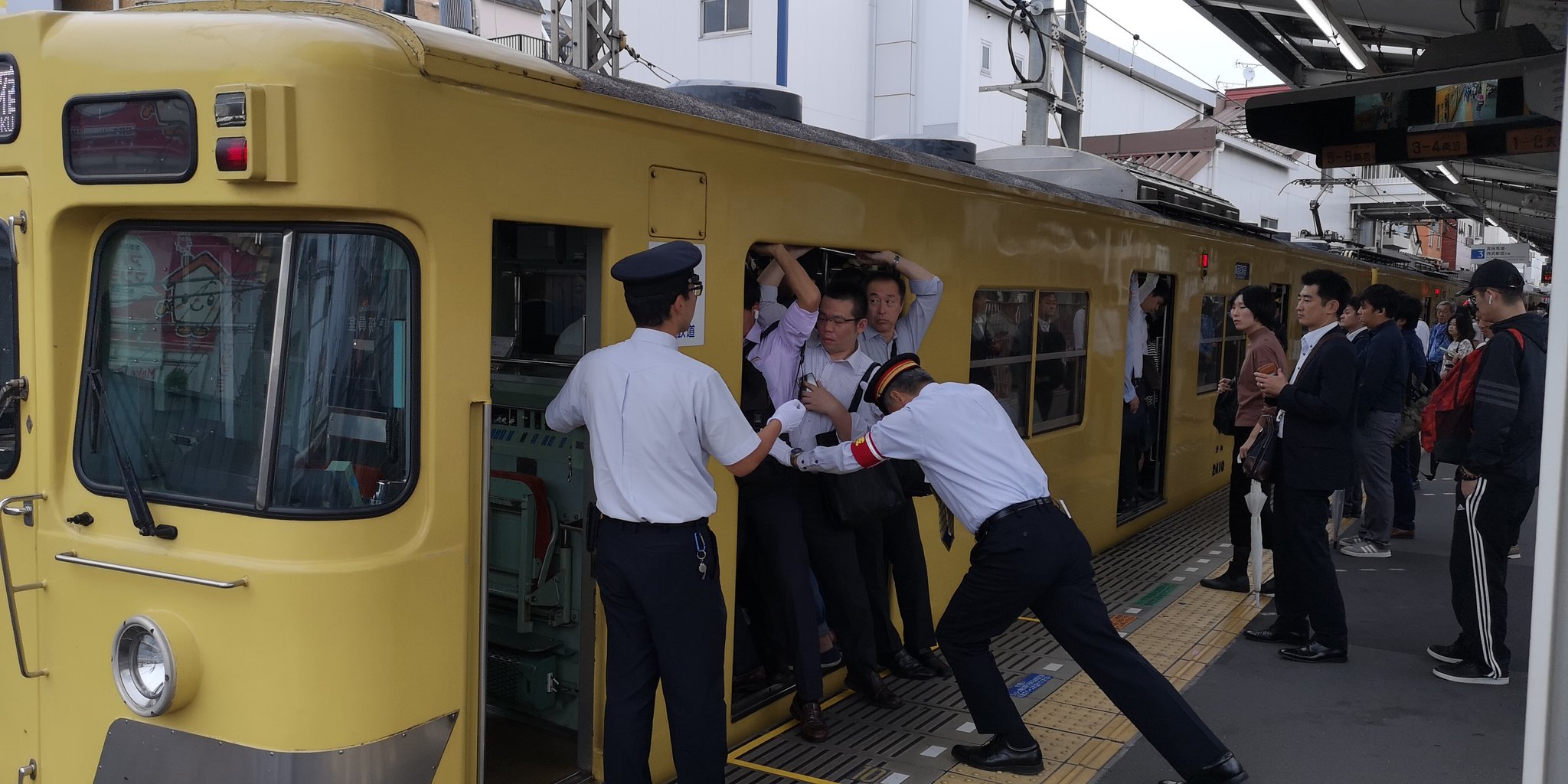 西武 新宿 線 混雑