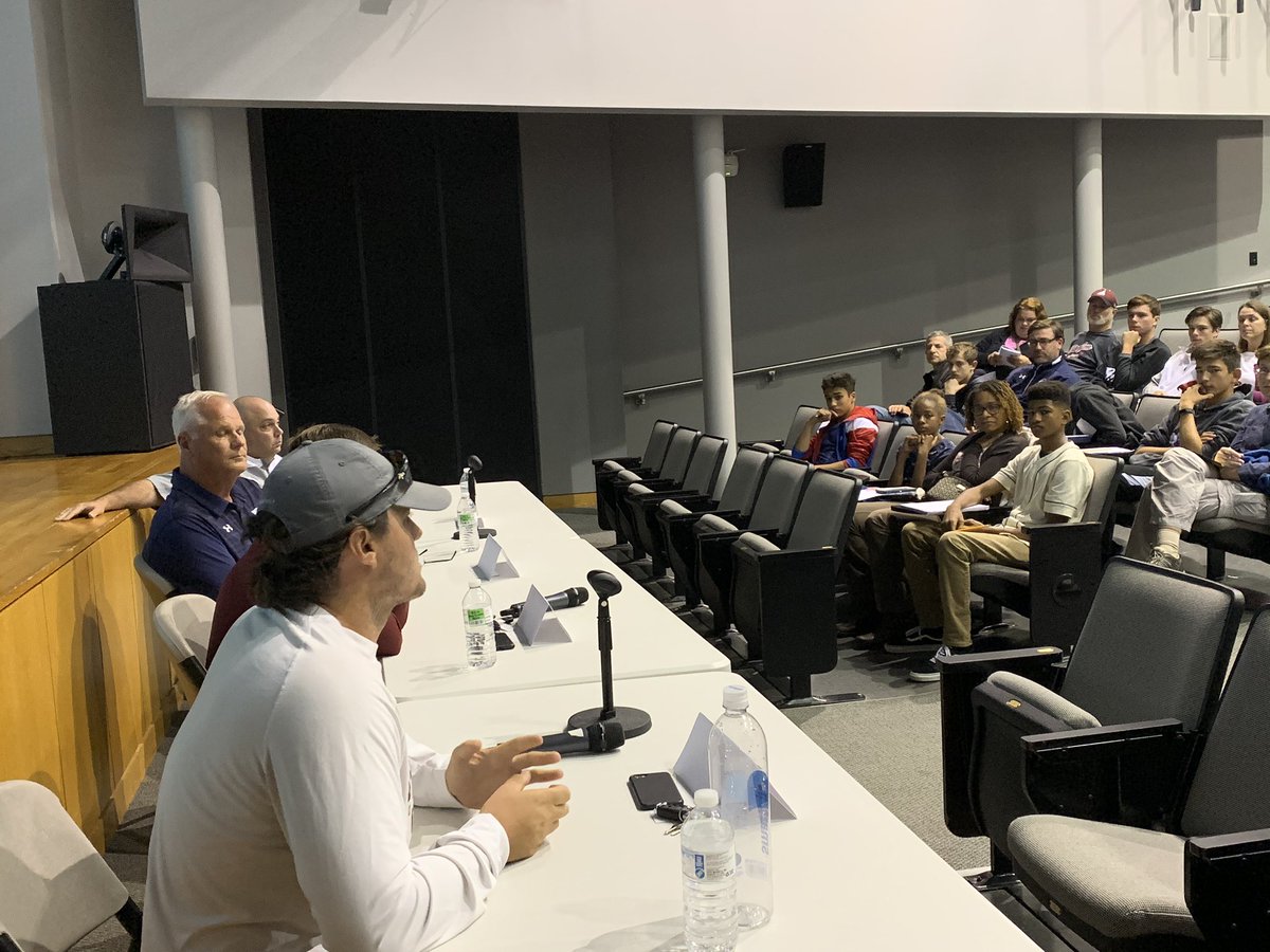 Outstanding info tonight from Coach Miller, Folmar, Neiman, and Yaguez at the <a href="/EBFBL/">ExtraBases Fall Ball</a> College Baseball Info night. And a great turnout of eager players and families ⚾️