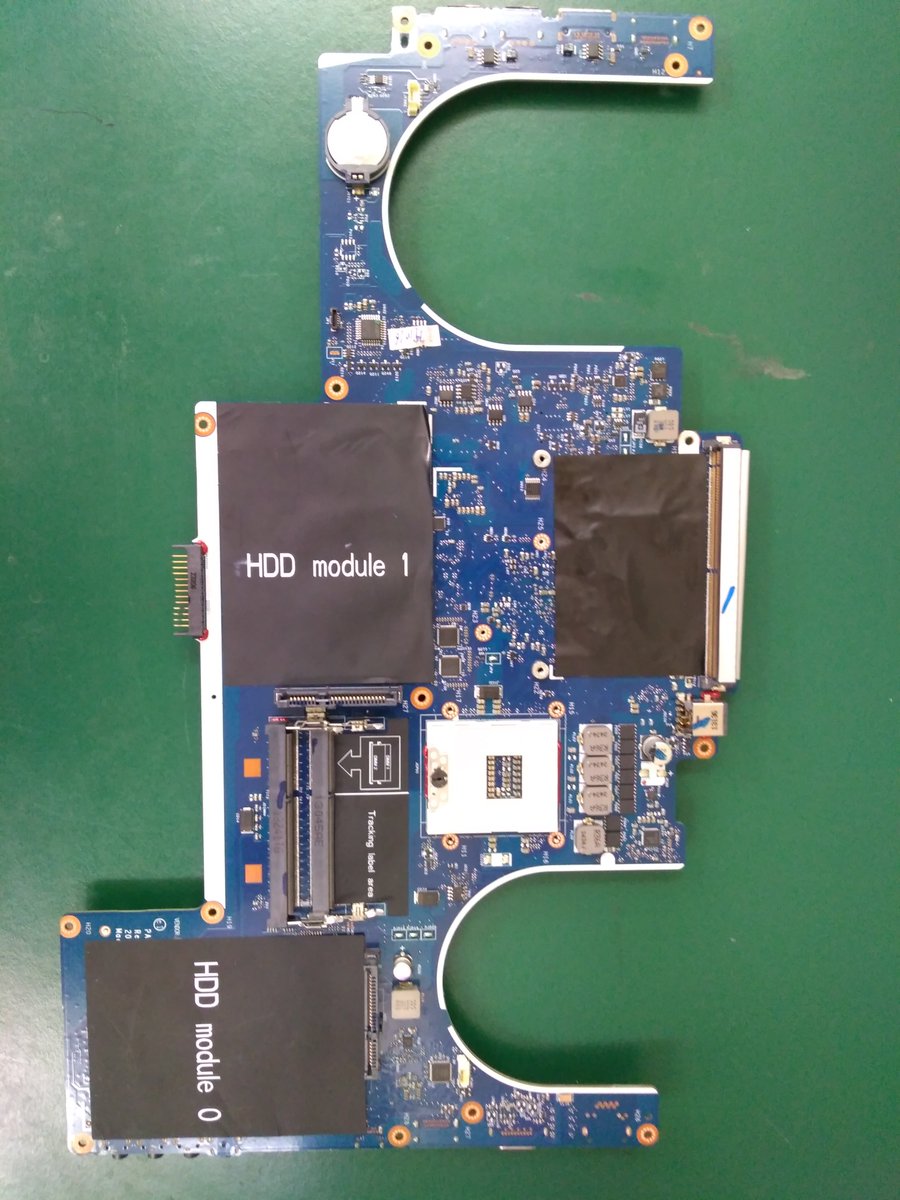 ট ইট র パソコン修理 データ復旧のイーライフ 本日ご紹介するパソコン修理屋さんの故障事例は Dell Alienware X17r3で Windows 7仕様 状態が電源が入らない 内部を開いて調べてみるとマザーボードが故障 グラフィックカードも不良で基板上のgpuが 半田の