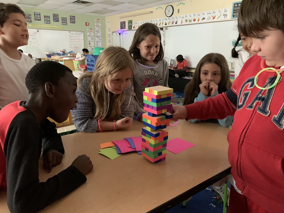 MsBrittsClass's tweet photo. Glow day was a huge success today! We had fun and learned a lot! #nhcschat #pvttchat https://t.co/wOpBKBASdQ